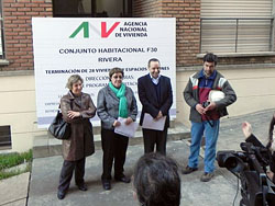 Directivos de la Agencia Nacional de Viviendas visitaron obras en Cerro Marconi